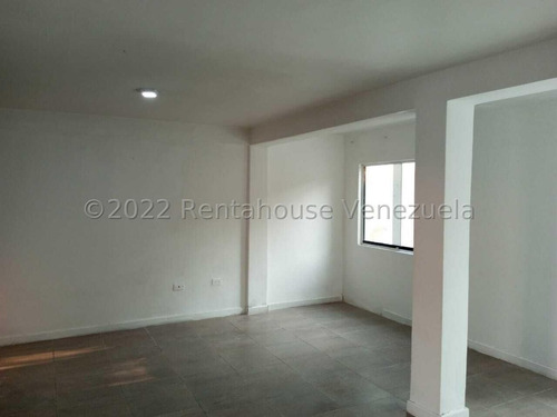 Imagen 5 de 13 de Leida Falcon Rentahouse Vende Townhouse En Tazajal Naguanagua 22-23079 Lf