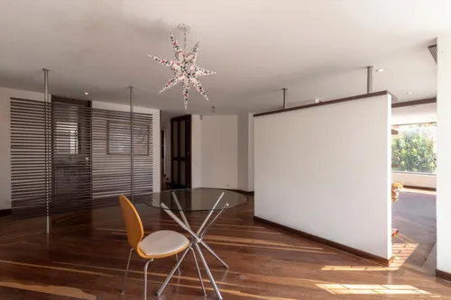 Apartamento En Venta En Chicó Norte. Cod V18317