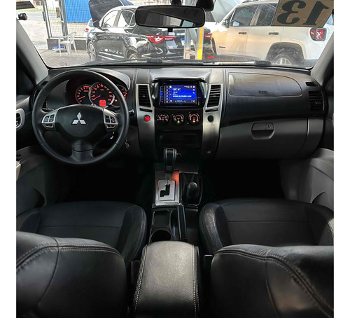 Mitsubishi Pajero Dakar 3.5 HPE 7 LUGARES 4X4 V6 24V FLEX 4P AUTOMÁTICO