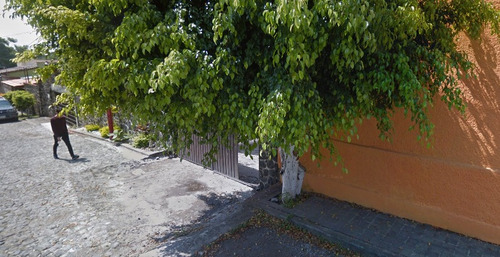 Casa De Remate En Col. Lomas De Cortés