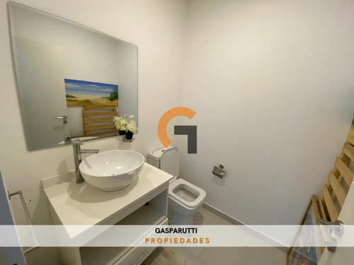 Casa En Venta, 3 Dorm.+ 1 Escritorio Barrio San Matías!