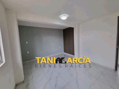 Venta De Departamento En La Alameda