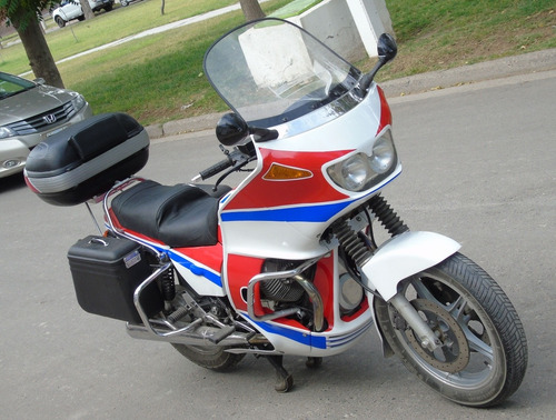 Imagen 5 de 15 de Moto Guzzi T5 1000