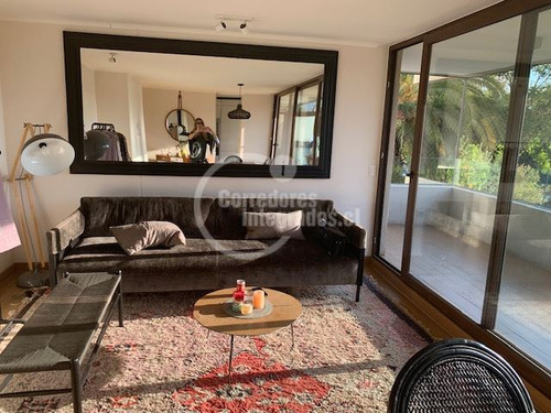 Espectacular Duplex En Vitacura ,magnificas Areas Verdes