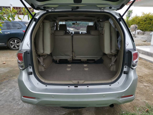 Toyota Fortuner 2.7 Automática, 4x2 Gasolina