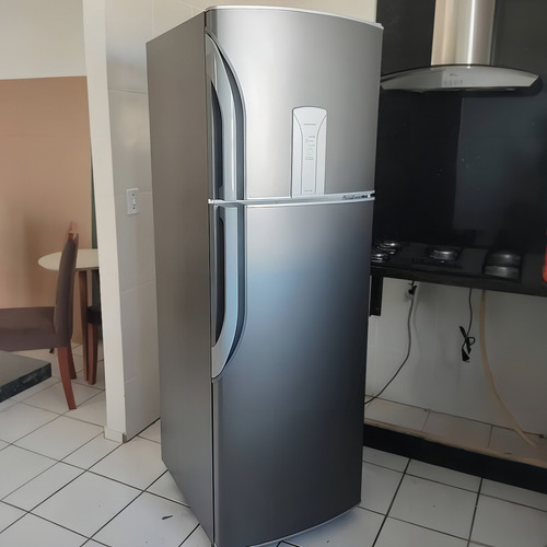 Adesivo Envelopamento Móveis Geladeira Paredes 5mx50cm Cores Cor Prata Tipo Inox