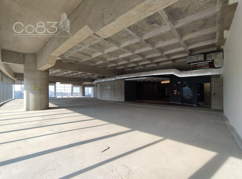 Renta - Oficina - Summit - 2,012m2 - Piso 6