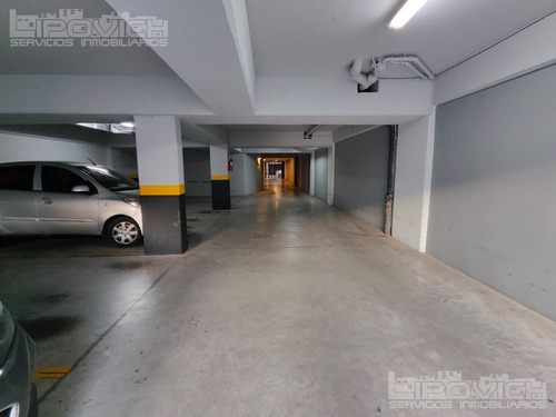Departamento En Venta, 2 Amb. Otamendi 600, Pileta, Sum Con Parrilla, Cochera. Caballito