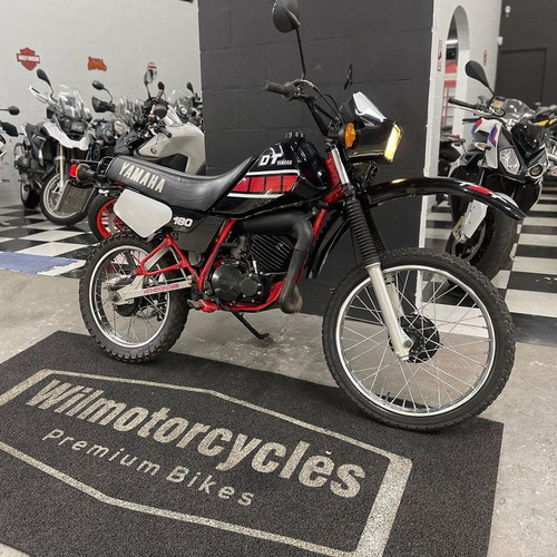 Imagem 2 de 10 de Yamaha Dt 180