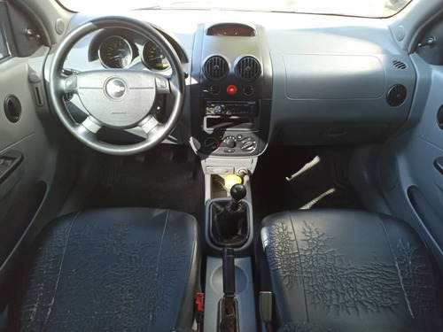 Imagen 6 de 10 de Chevrolet Aveo Speed