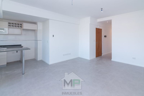 Departamento En Venta En Mataderos