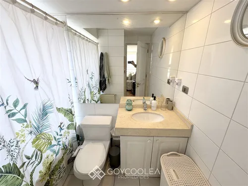 Departamento En Venta De 2 Dorm. En Huechuraba