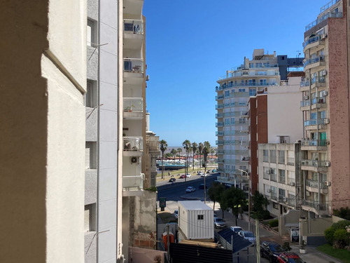Venta Apartamento 2 Dormitorios En Villa Biarritz Y Garage
