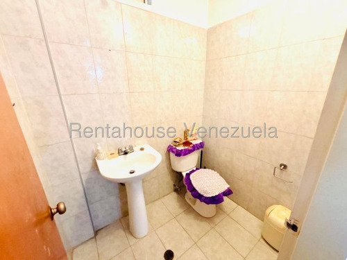 Ji 25-19736. En Venta Casa De 115m2 Ubicada En Guatire, Residencias Villa Avila.