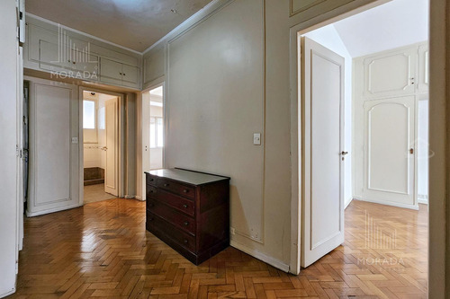 Venta Departamento Semipiso 5 Amb. Con Baulera En Recoleta