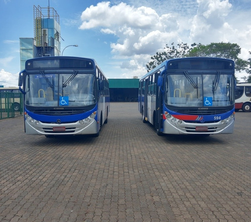 Mercedes Benz 1418 Caio Apache Ano 2011
