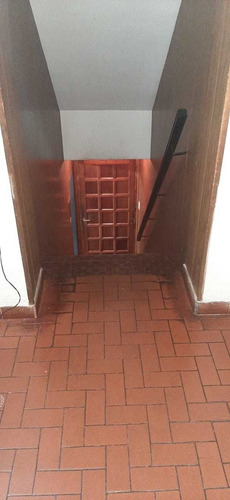 Imagen 5 de 6 de Abasto. Casa Ideal Para Oficinas, Consultorios, Similar