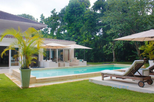Imagen 11 de 14 de Jochy Real Estate Vende Villa En Casa De Campo, La Romana