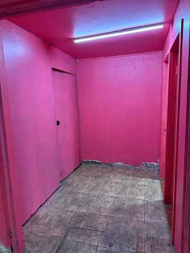 Arriendo Local Comercial Prat Esqu Santiago (94413)