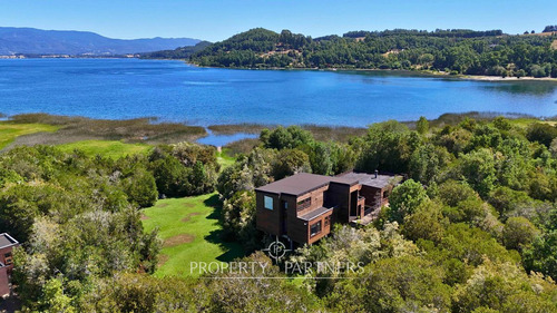 Espectacular Casa A Orillas Del Lago Panguipulli
