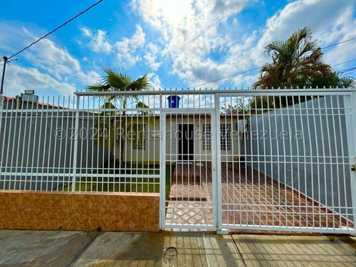 Katty Vasquez Vende Casa En Excelente Ubicacion En Copacoa Cabudare  , Lara. Precio Negociable! Oportunidad. Comunicate Y Pide Tu Cita. Rentahouse Centro Occidente Rah Co #$