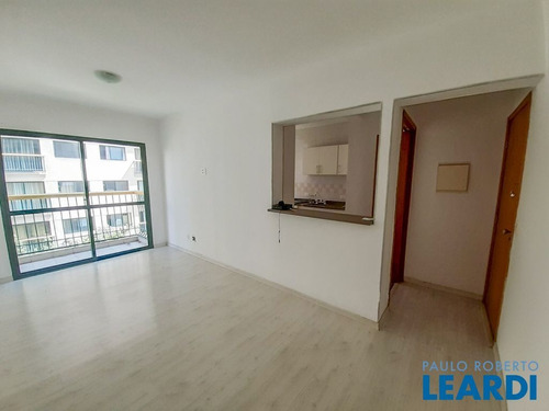 Imagem 1 de 6 de Apartamento - Alphaville Industrial - Sp - 594705