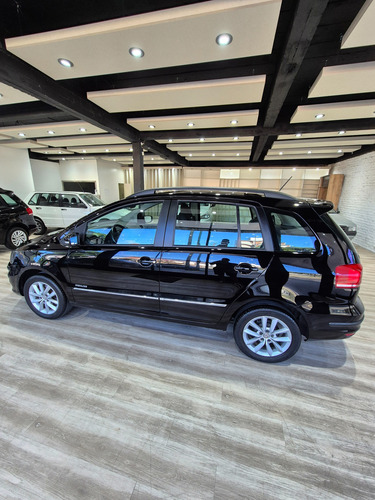 Volkswagen Suran 1.6 Highline Msi 110cv
