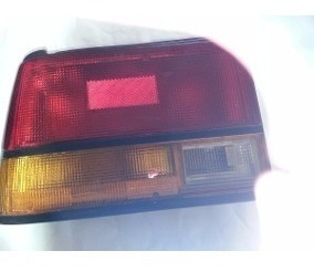 Faro Stop Derecho Trasero Toyota Corolla Avila Ae82