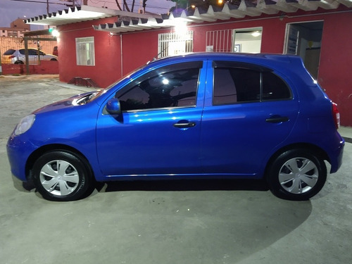 Nissan March 2013 1.0 S 5p