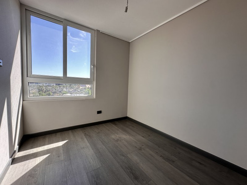 Arriendo Nuevo Metro Macul, 2 Dorm. Bodega. Estacionamiento.