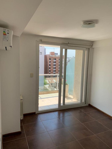 Imagen 22 de 30 de Venta Departamento En Dúplex . 3dorm. Excelente Ubicación. Barrio Gral Paz