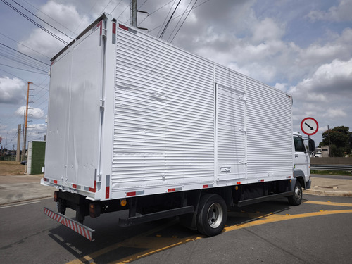 Vw 8.150 Delivery Plus, 4x2 Volkswagen Baú 6,20m
