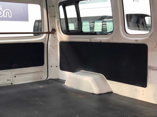 Imagen 12 de 13 de Nissan Urvan 2017 2.5 Panel Ventanas Amplia Mt