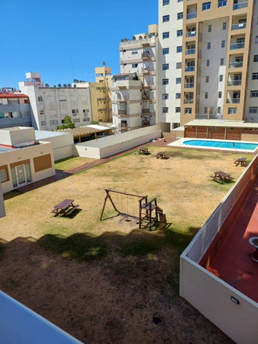 Departamento En Venta En Santa Teresita
