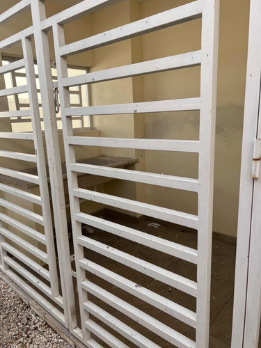 Casa En Alquiler Ubicada En Las Palmas, La Romana