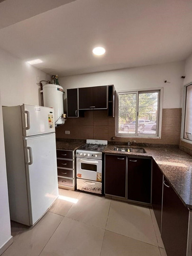 Casa Dúplex En Alquiler En Temperley, Lomas De Zamora, G.b.a. Zona Sur