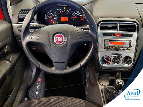Imagem 4 de 9 de Fiat Punto 1.4 Attractive 8v Flex 4p Manual