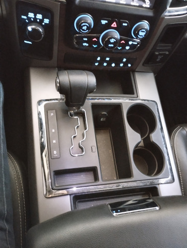RAM 1500 5.7 Laramie Atx V8