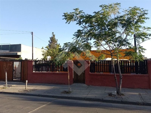 Imagen 4 de 14 de Casa En Venta De 3 Dorm. En Maipú