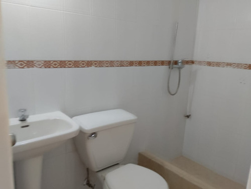 Excelente Depto. Remodelado En Primer Piso