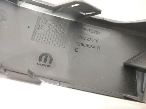 Moldura Milha Mobi Easy 2017 2018 2019 2020 Lado Direito