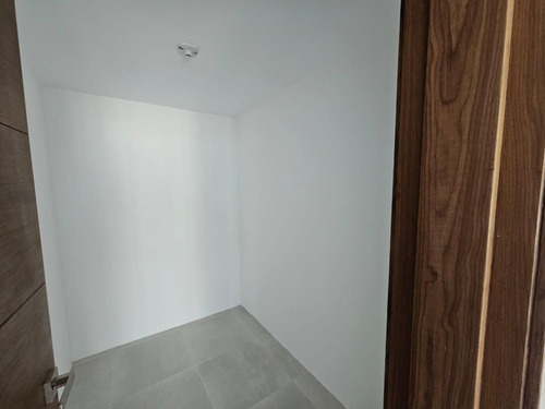 Apartamento En Venta En Piantini, Santo Domingo, 83m2, 1 Hab. 1 Parqueo, Exclusivo Complejo Con Todas Las Comodidades Y Confort, Seguridad, Excelente Ubicacion, Un Paraíso Para Invertir.