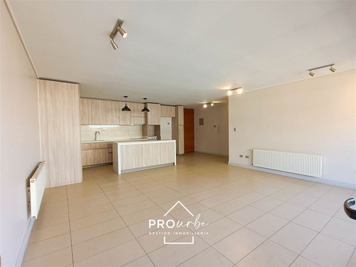 Departamento En Venta De 2 Dorm. En Vitacura
