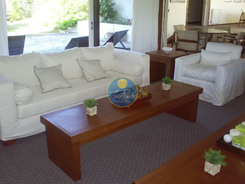 Casa En Venta Zona Mansa, Punta Del Este, 5 Dormitorios.- Ref: 5925