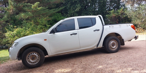 Imagen 3 de 18 de Mitsubishi L200 2.5 4d56 Liso A/c