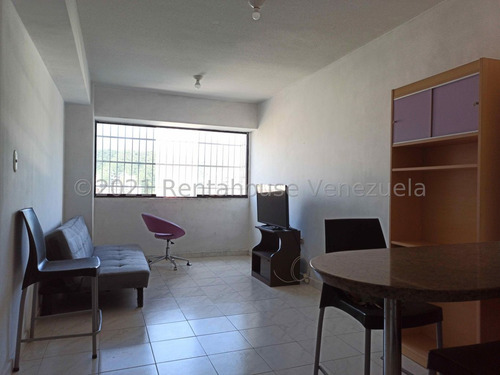 Imagen 2 de 17 de Venta Apartamento 2 Habitaciones Zona Centro Estef 22-12700