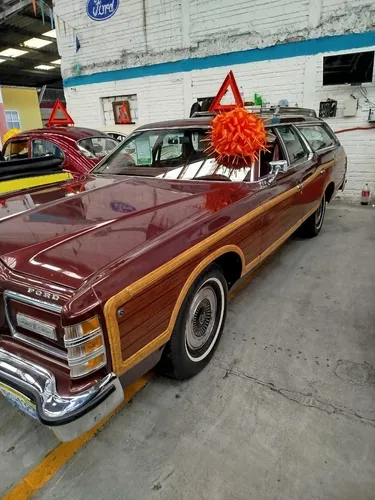 Ford Ltd Country Squire 1968