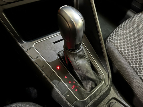 Volkswagen Virtus 1.6 MSI TOTAL FLEX AUTOMÁTICO