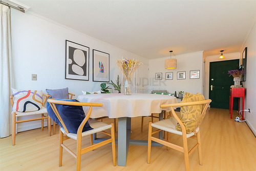Departamento En Venta De 1 Dorm. En Las Condes