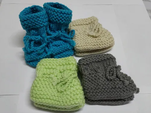 Sapatinhos de lã para bebe sales